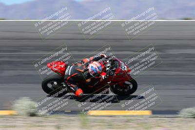 media/Apr-05-2024-Apex Assassins-CVMA Friday Practice (Fri) [[ee2ef04f2b]]/3-Racer 2/Session 3 (Bowl Speed Pans)/